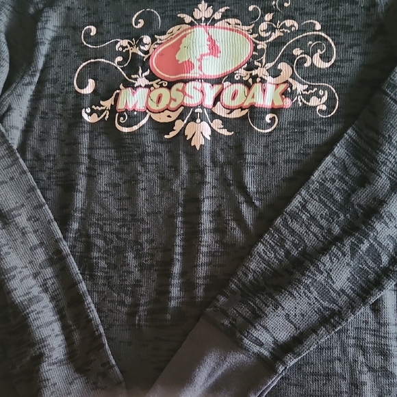 Mossy Oak Black and Gray Patterned Long Sleeve - Picture 1 of 7